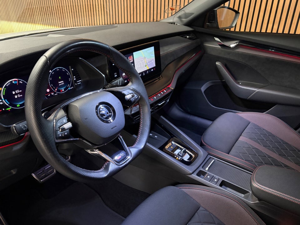 Skoda Octavia 1,4 TSi iV RS Combi DSG 5d