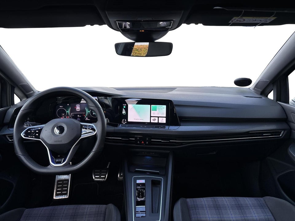 VW Golf VIII 1,4 GTE DSG 5d