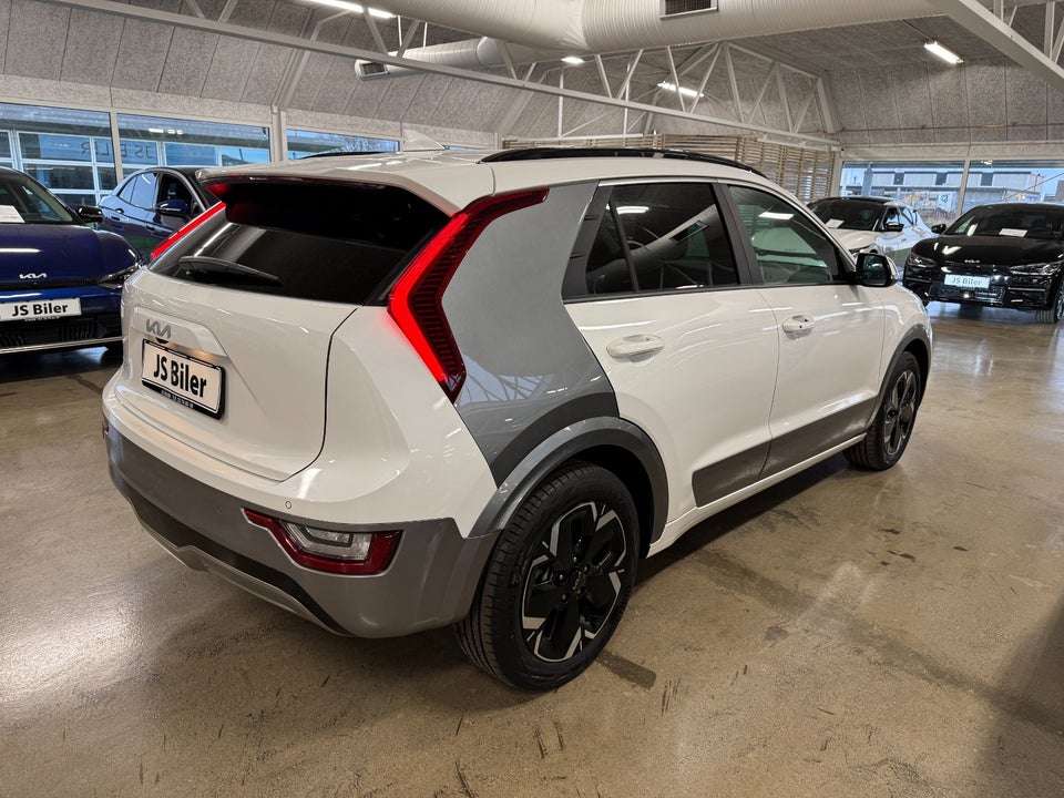 Kia Niro 64 EV Limited Edition 5d