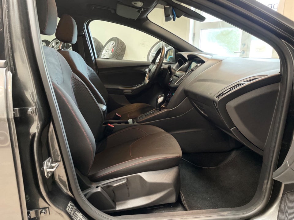 Ford Focus 1,5 TDCi 120 ST-Line stc. aut. 5d