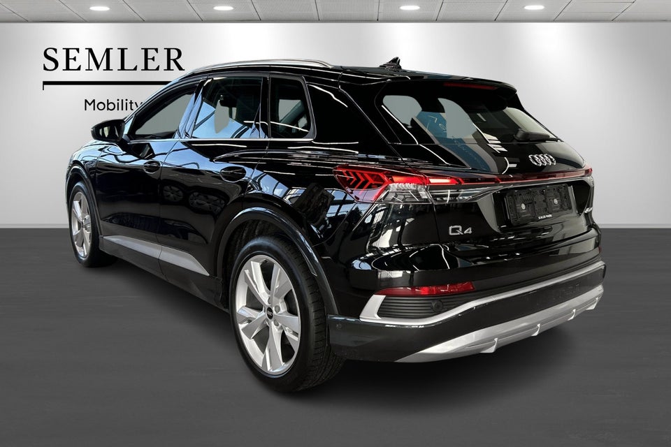 Audi Q4 e-tron 45 S-line 5d