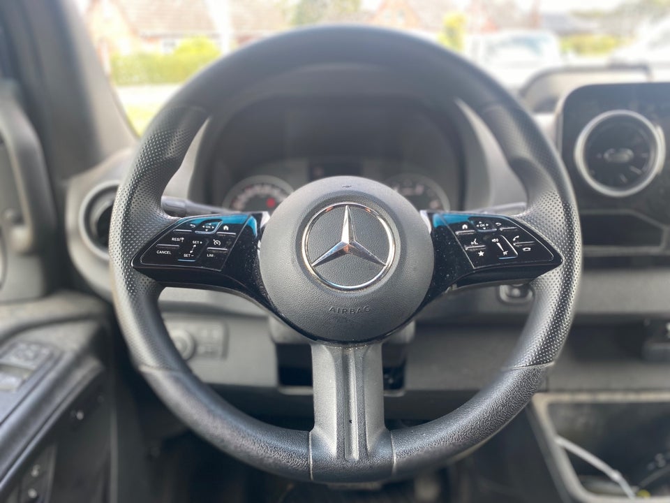 Mercedes Sprinter 317 2,0 CDi A2 Kassevogn PRO aut. RWD