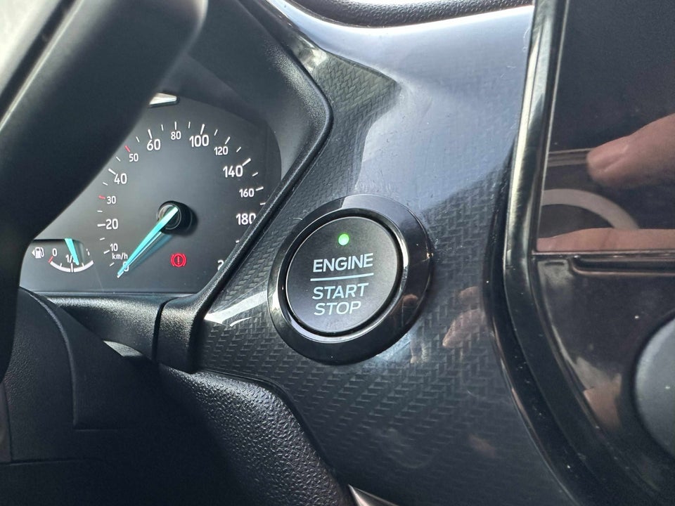 Ford Fiesta 1,0 EcoBoost mHEV ST-Line X 5d