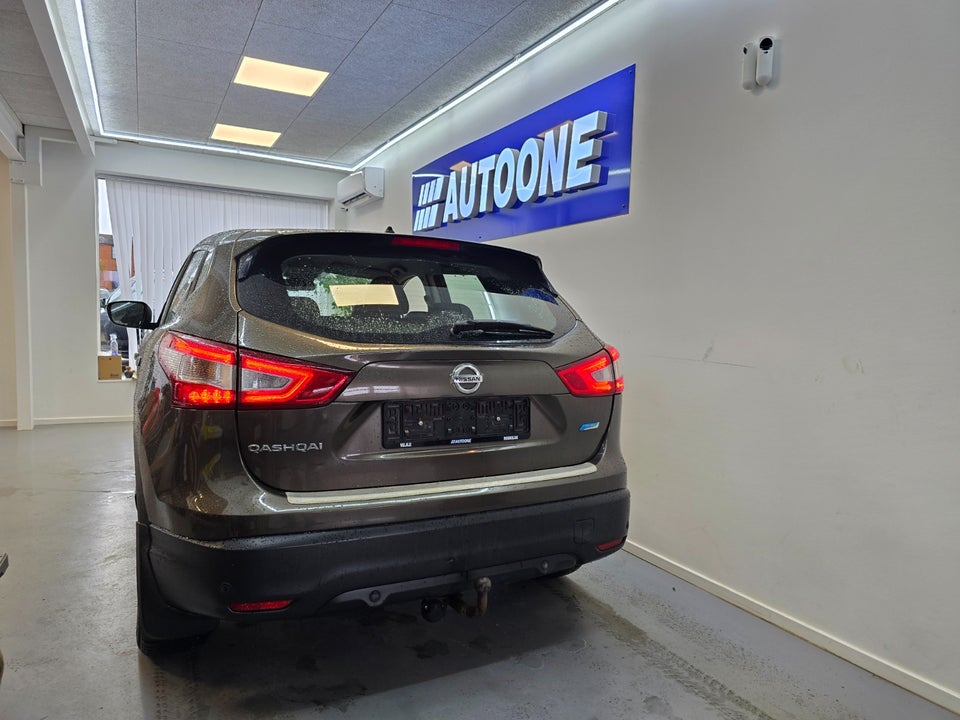 Nissan Qashqai 1,5 dCi 110 Visia 5d