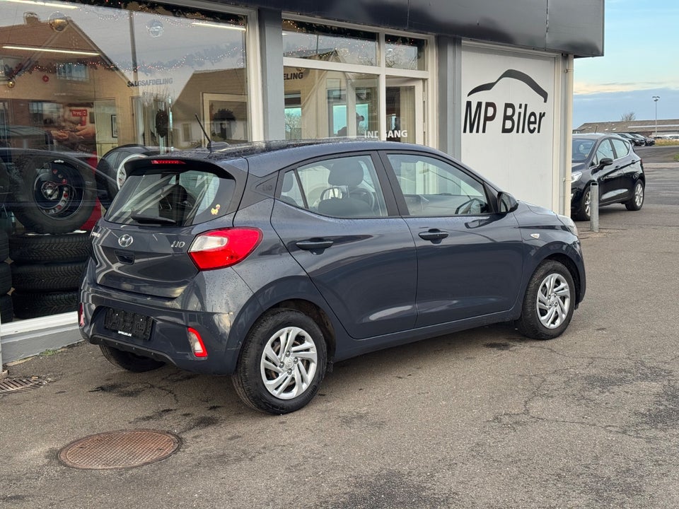 Hyundai i10 1,0 MPi Essential 5d