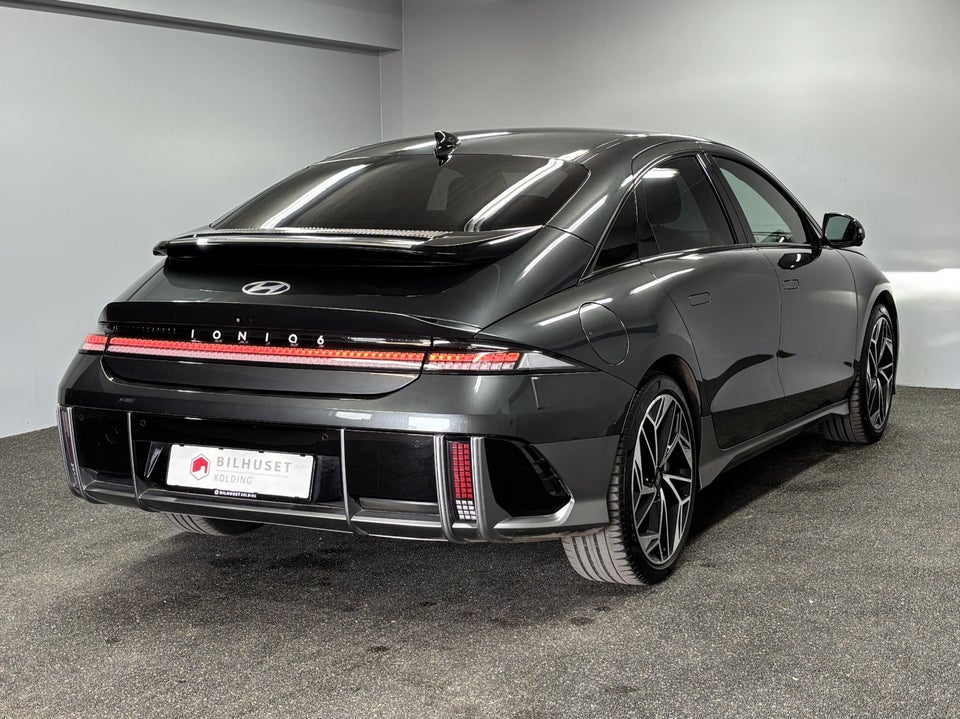 Hyundai Ioniq 6 77 Ultimate AWD 4d
