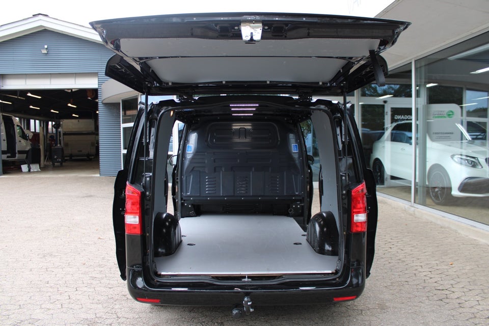 Mercedes Vito 114 2,0 CDi Kassevogn aut. L RWD