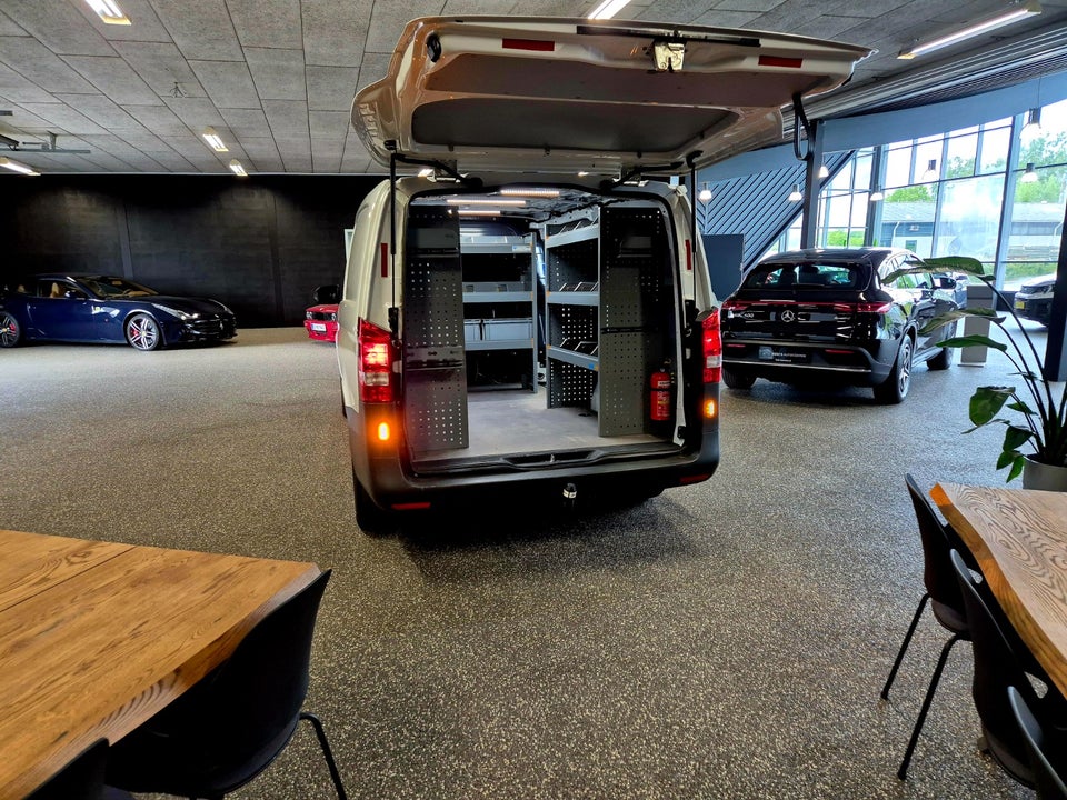 Mercedes Vito 114 2,0 CDi Kassevogn aut. K RWD