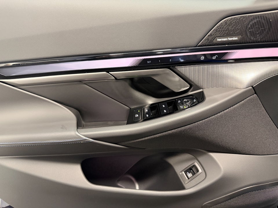 BMW i5 eDrive40 Touring Fully Charged 5d