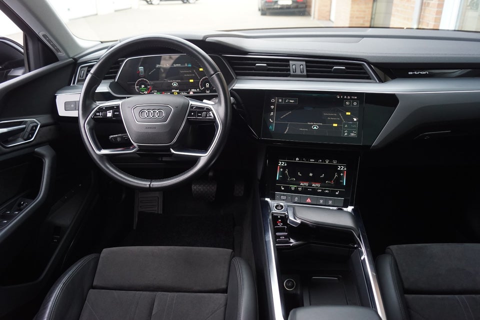 Audi e-tron 55 S-line quattro 5d