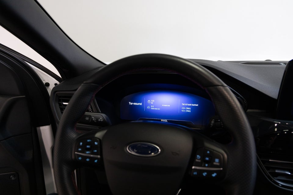 Ford Kuga 2,5 PHEV ST-Line X CVT 5d