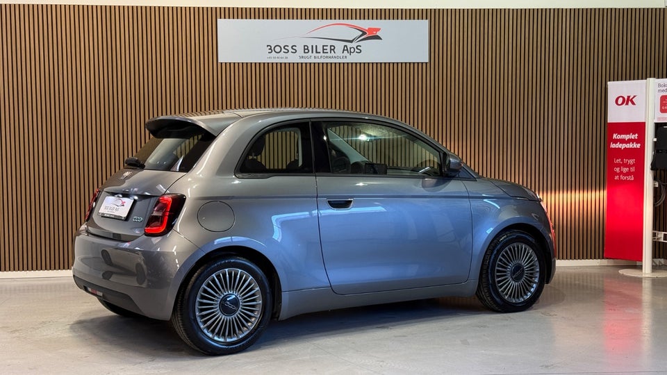 Fiat 500e 42 Icon Sky 3d