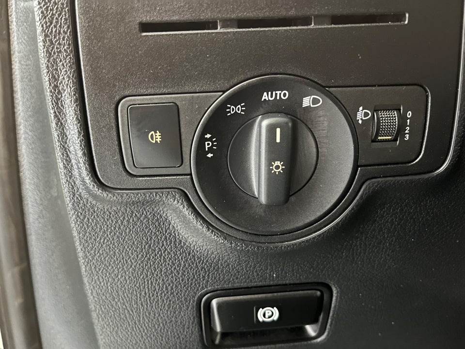 Mercedes Vito 114 2,0 CDi Kassevogn aut. L RWD