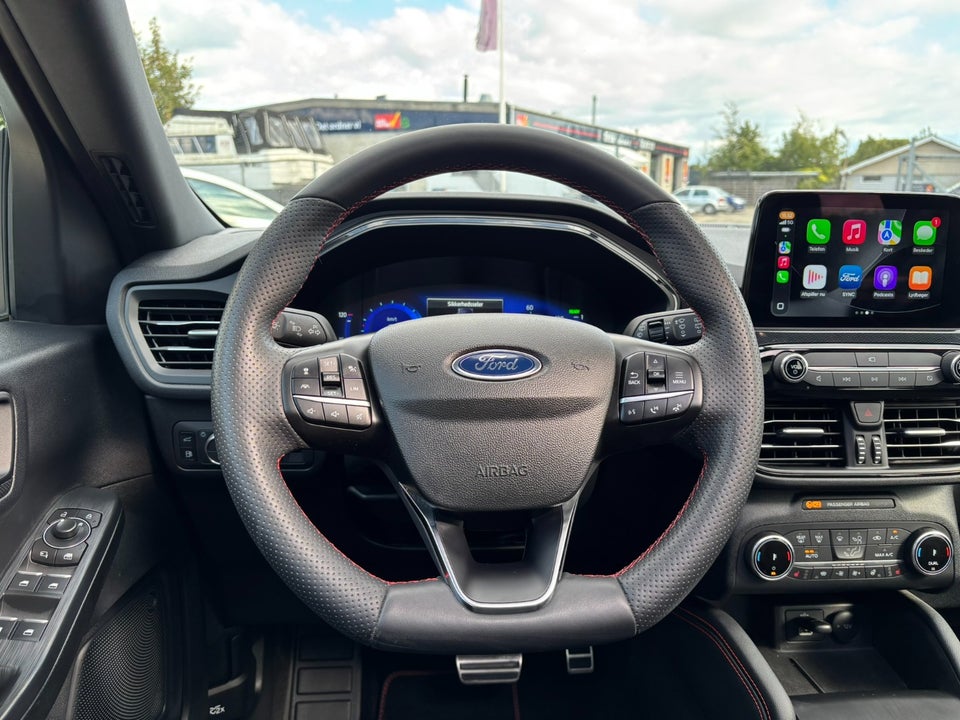 Ford Kuga 2,5 PHEV ST-Line X CVT 5d