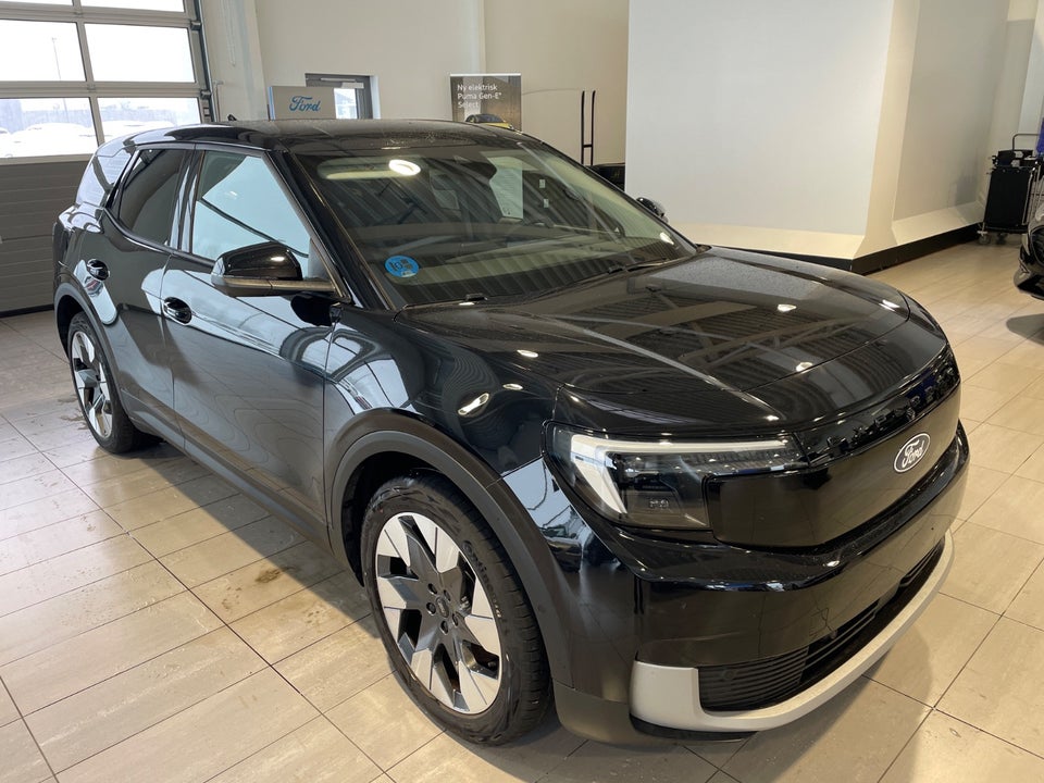 Ford Explorer 77 Premium Extended Range 5d