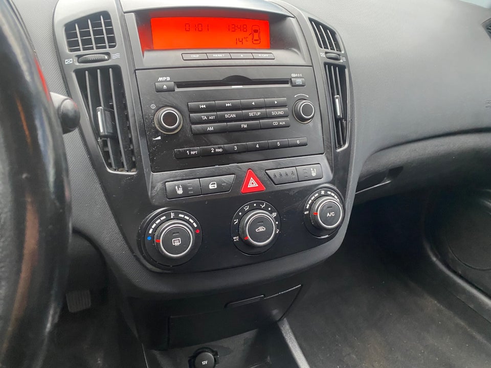 Kia Ceed 1,6 CRDi Active SW 5d