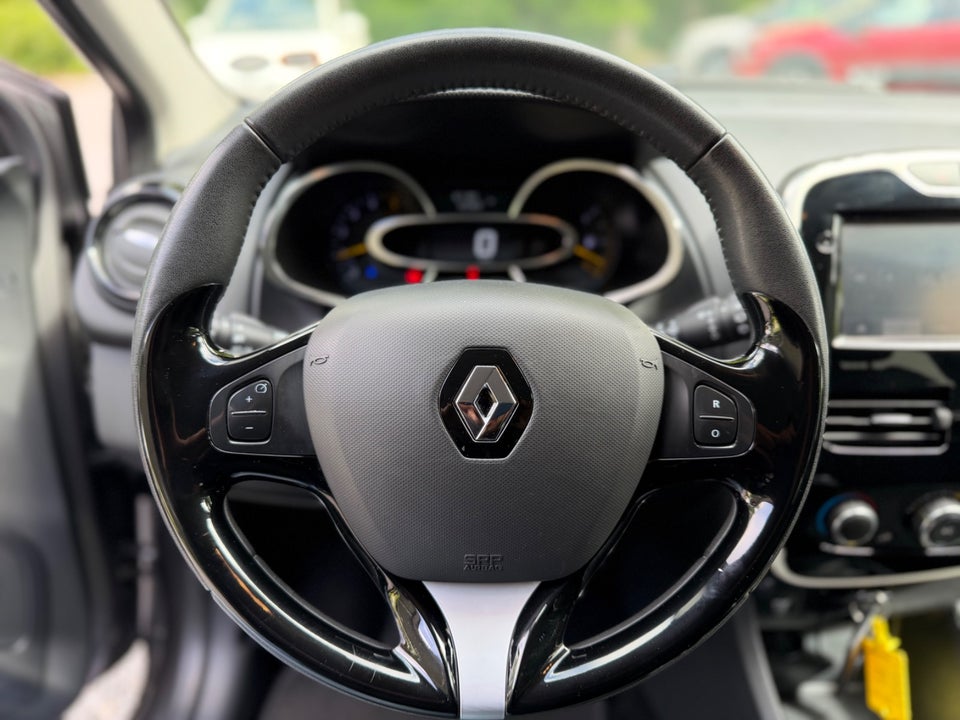 Renault Clio IV 1,5 dCi 75 Expression 5d