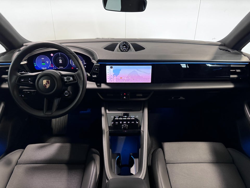 Porsche Macan 4 5d