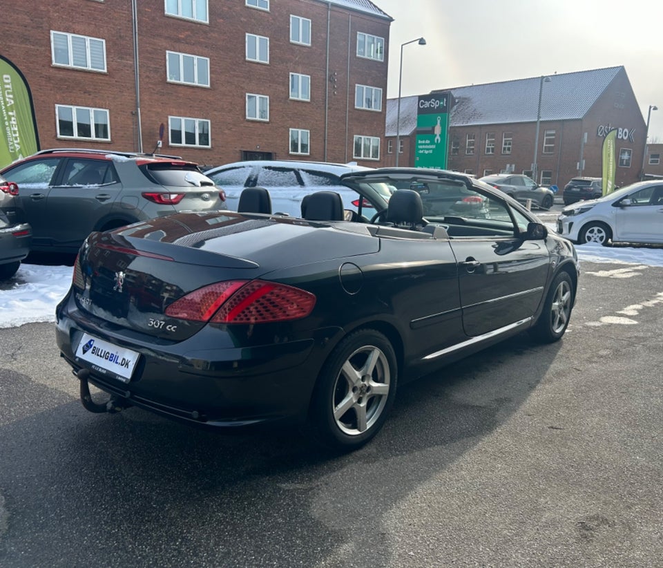 Peugeot 307 2,0 16V CC 2d