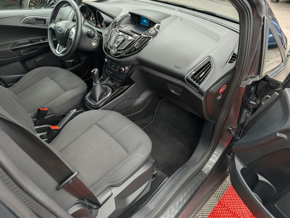 Ford B-MAX 1,0 SCTi 125 Titanium 5d