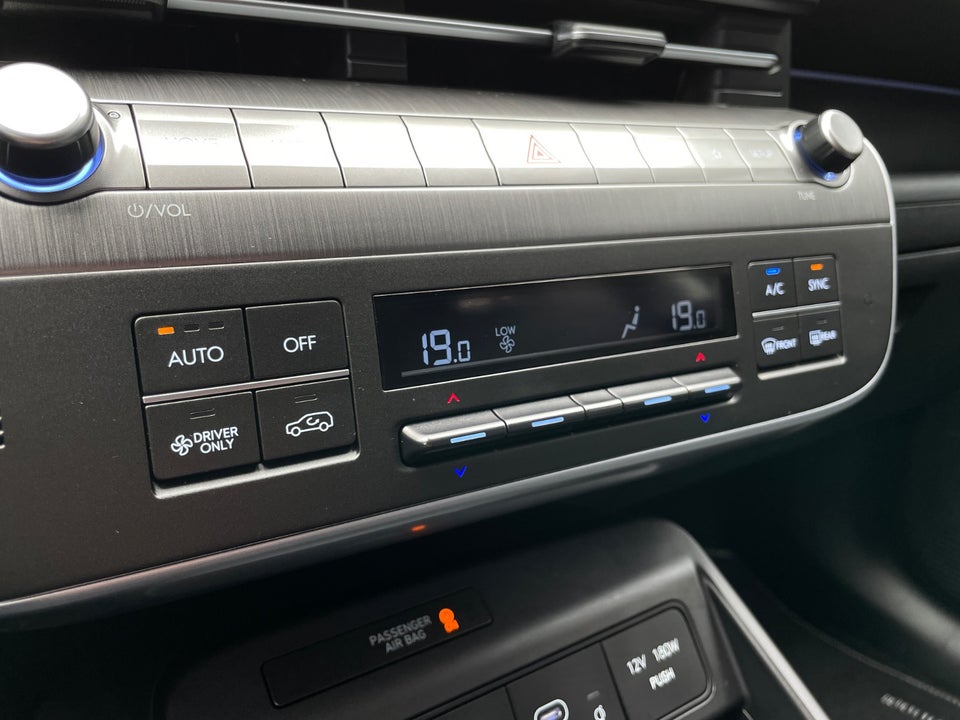 Hyundai Kona 65 EV Ultimate 5d
