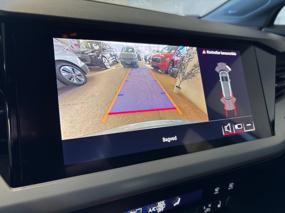 Audi Q4 e-tron 40 Advanced 5d