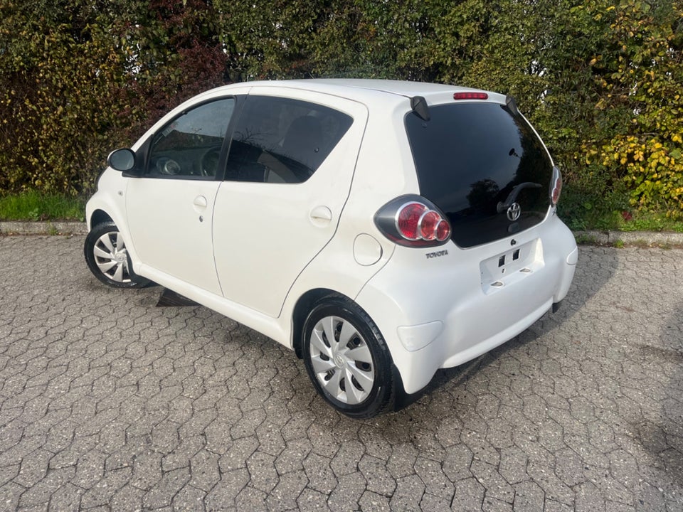 Toyota Aygo 1,0 VVT-i T2 Air 5d