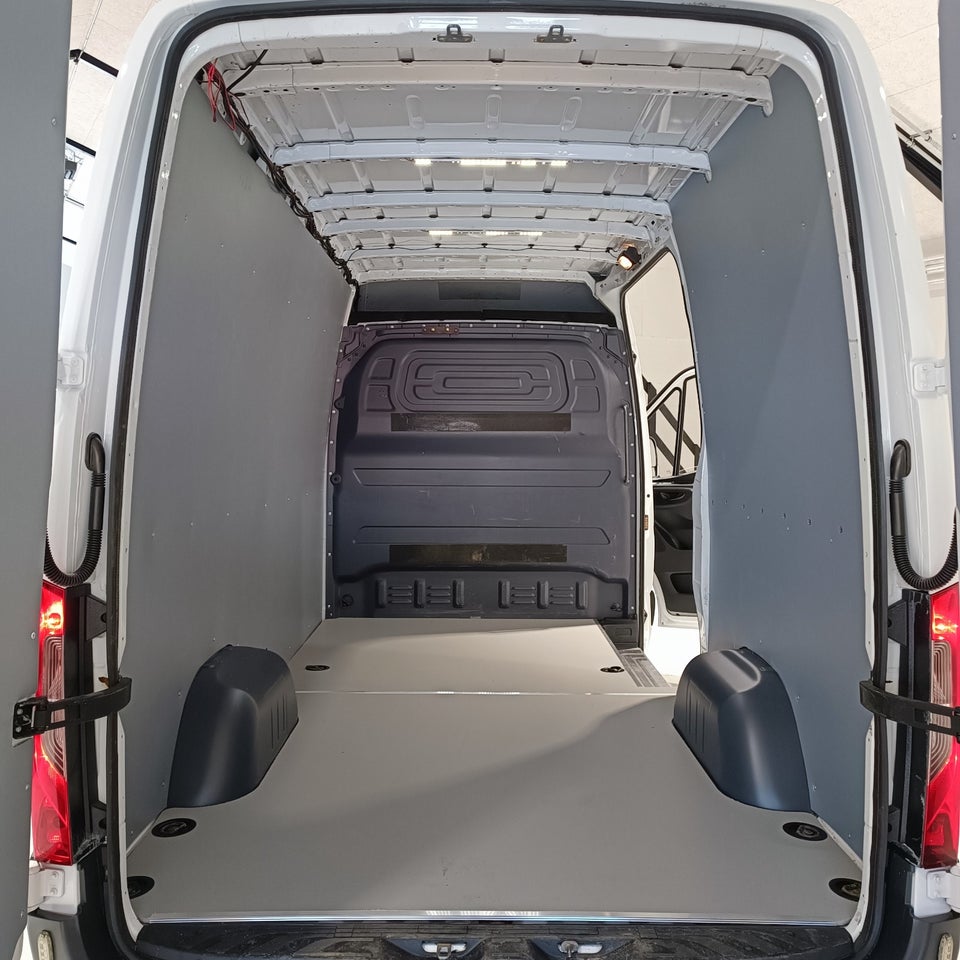 Mercedes Sprinter 316 2,2 CDi A2 Kassevogn RWD