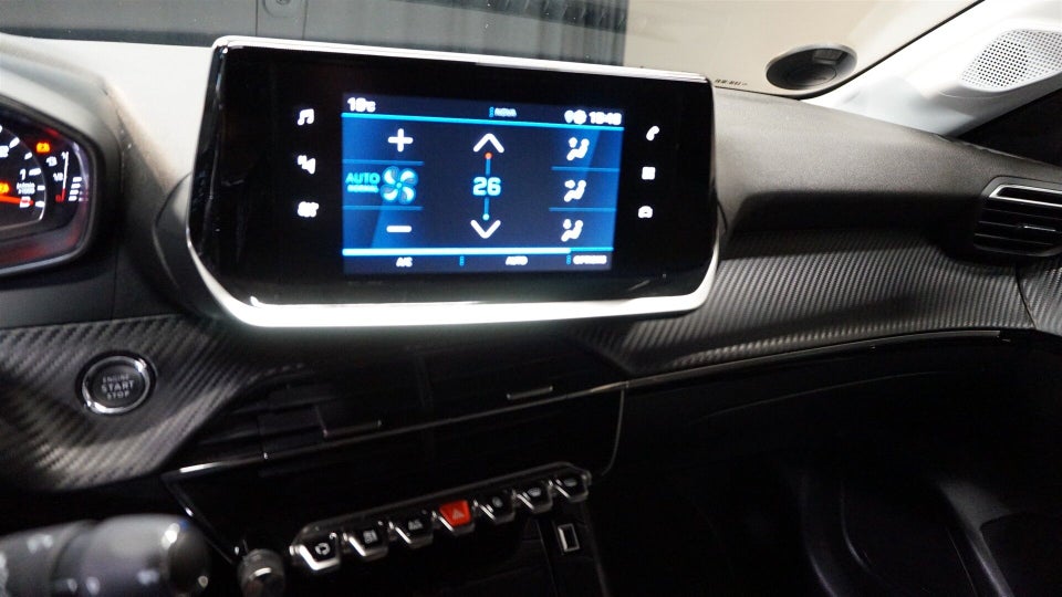 Peugeot 208 1,2 PureTech 100 Allure Grand EAT8 5d