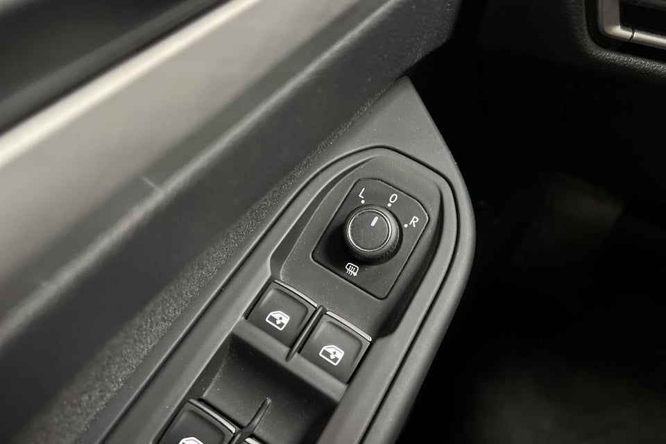 VW Golf VIII 1,5 eTSi 130 Life Variant DSG 5d