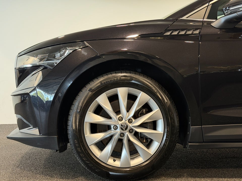 Skoda Enyaq 80 iV Suite 5d