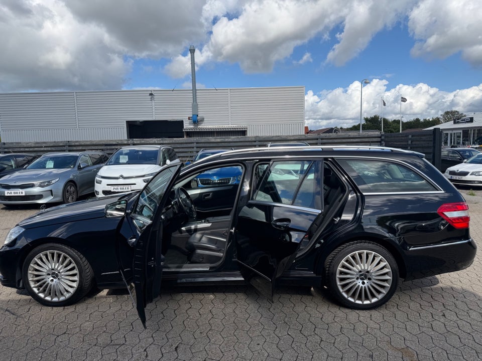 Mercedes E200 2,2 CDi Avantgarde stc. aut. 5d