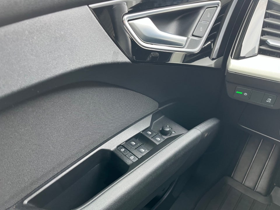 Audi Q4 e-tron 40 Proline 5d