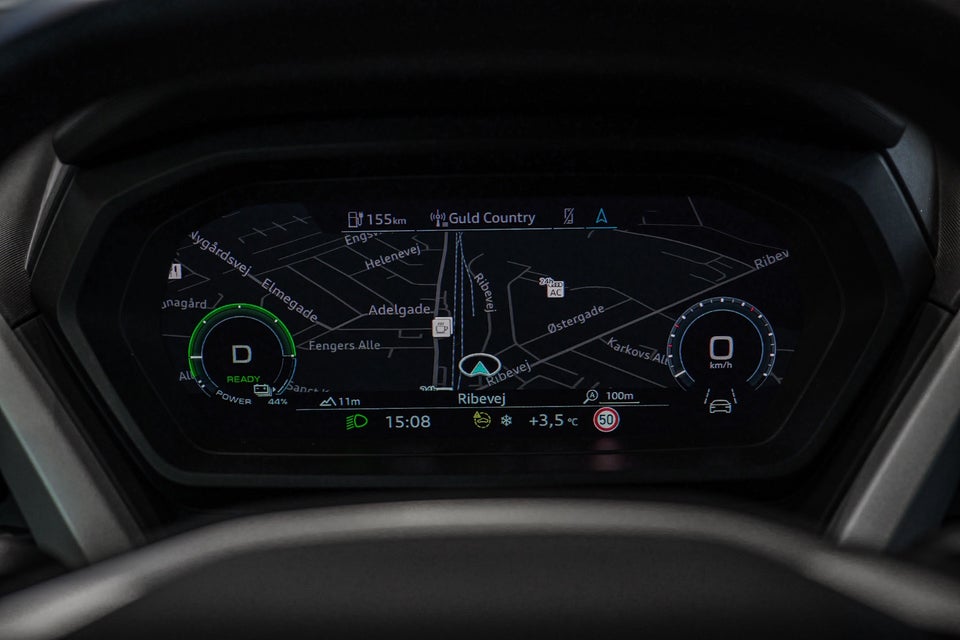 Audi Q4 e-tron 40 S-line 5d