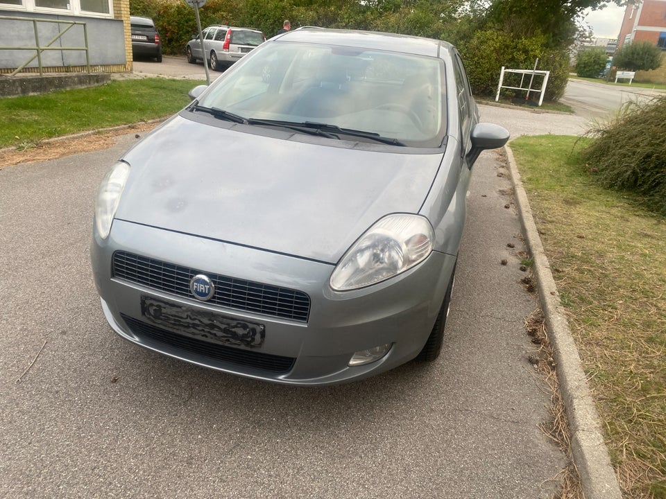Fiat Grande Punto 1,4 Dynamic 5d