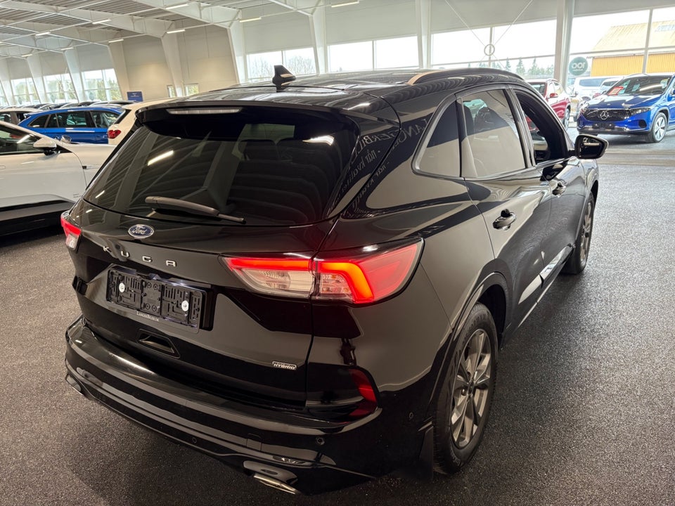 Ford Kuga 2,5 PHEV ST-Line X CVT 5d