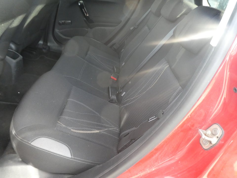 Peugeot 208 1,6 e-HDi 92 Active 5d