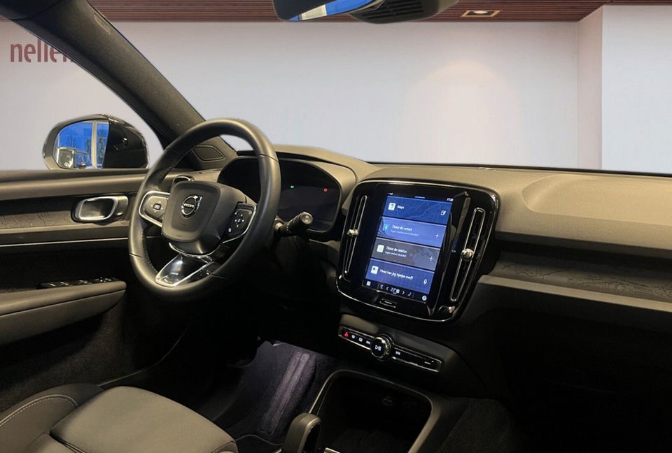 Volvo XC40 ReCharge Extended Range Plus 5d
