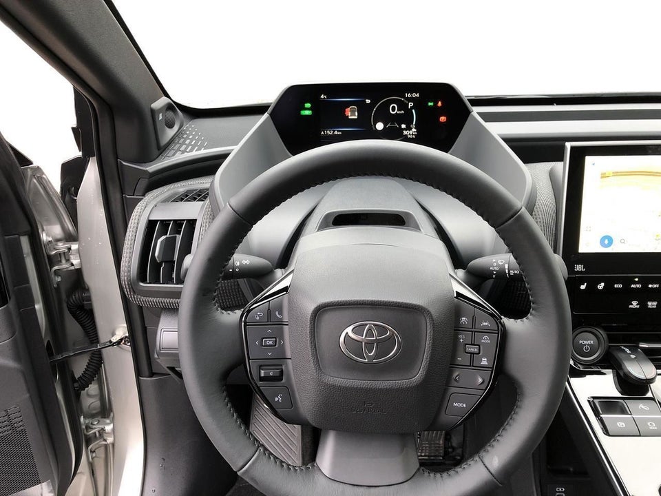 Toyota bZ4X Active Premium AWD 5d