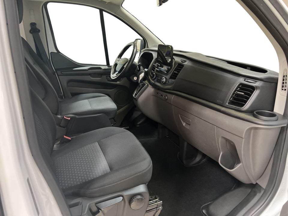 Ford Transit Custom Kombi 320 L1 2,0 TDCi 130 Ambiente aut. H2 FWD