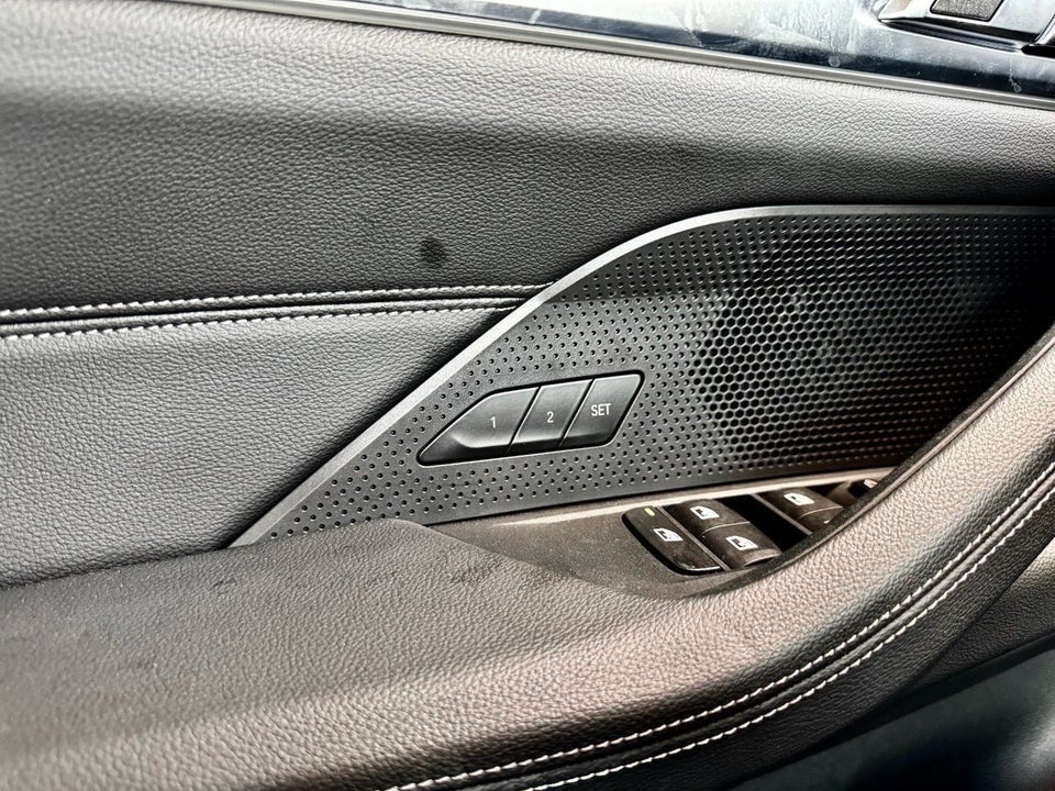 BMW i4 eDrive40 Fully Charged M-Sport 5d