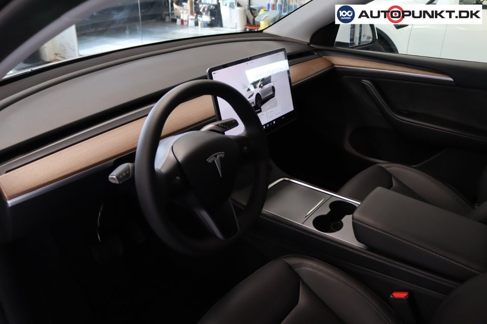 Tesla Model Y Long Range RWD 5d