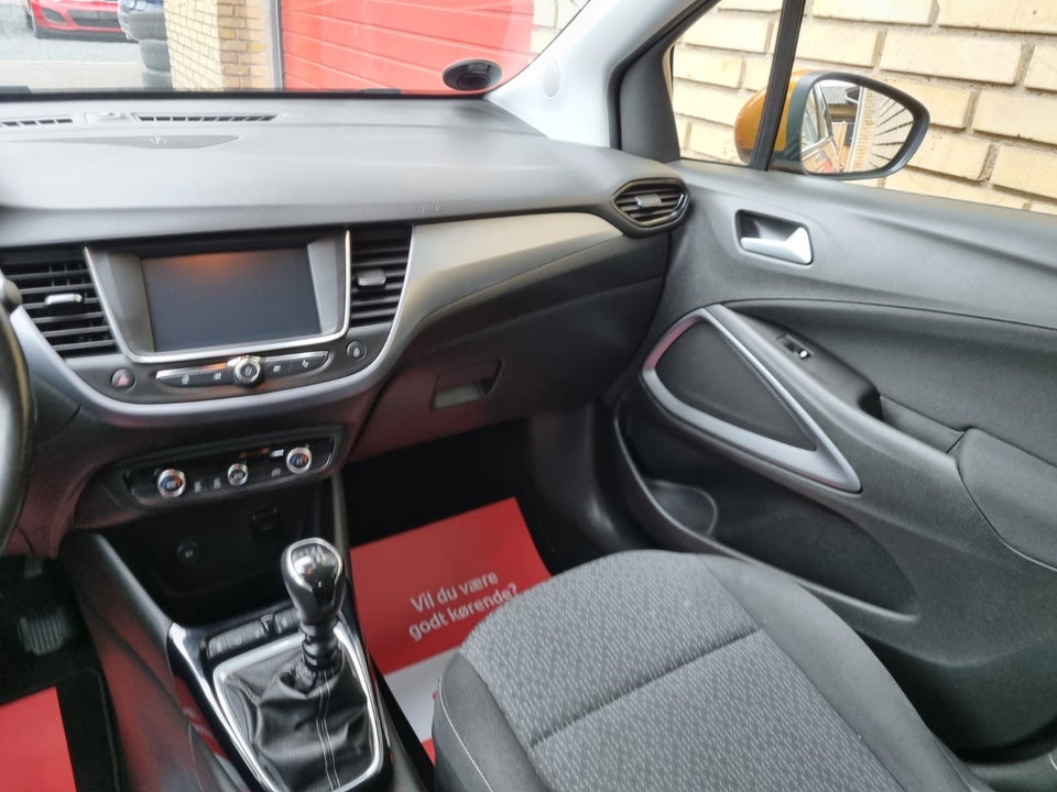 Opel Crossland X 1,2 T 130 Enjoy 5d