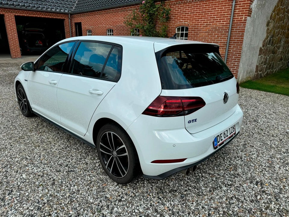 VW Golf VII 1,4 GTE DSG 5d