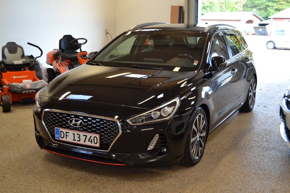 Hyundai i30 1,4 T-GDi Premium stc. DCT 5d