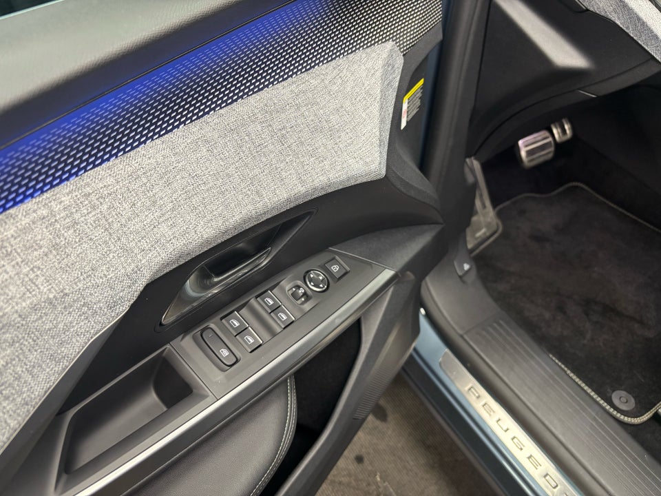 Peugeot e-5008 77 GT 7prs 5d