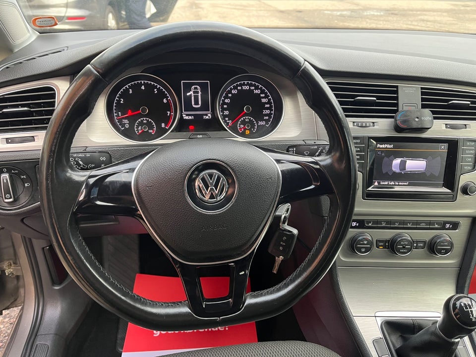 VW Golf VII 1,4 TSi 122 Comfortline Variant BMT 5d