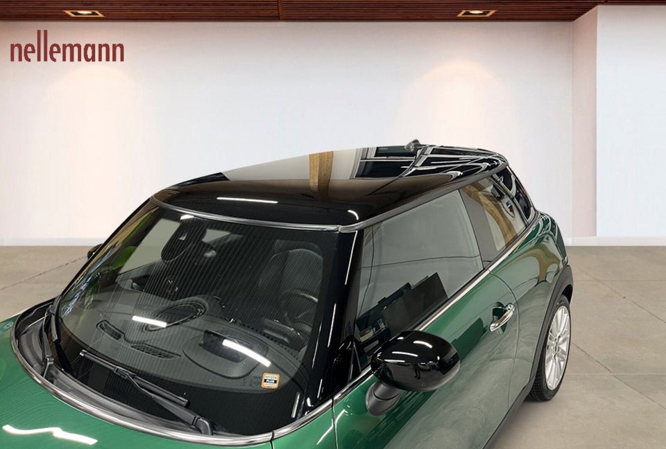 MINI Cooper SE Experience 3d