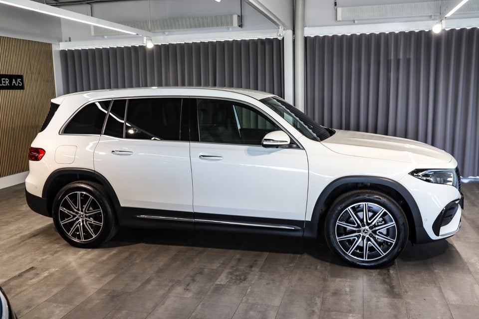 Mercedes EQB300 AMG Premium 4Matic 5d