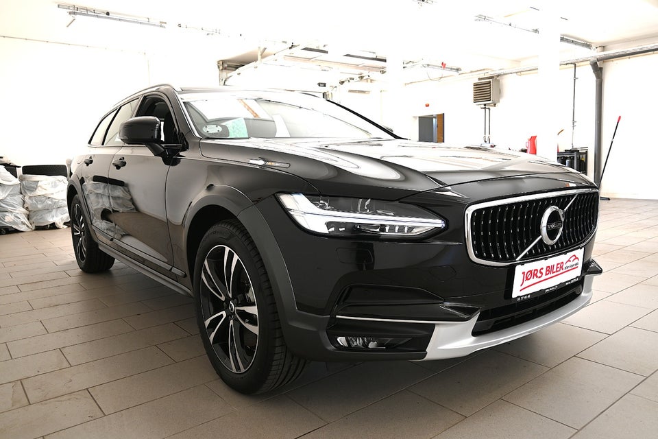 Volvo V90 CC 2,0 D4 190 aut. AWD 5d